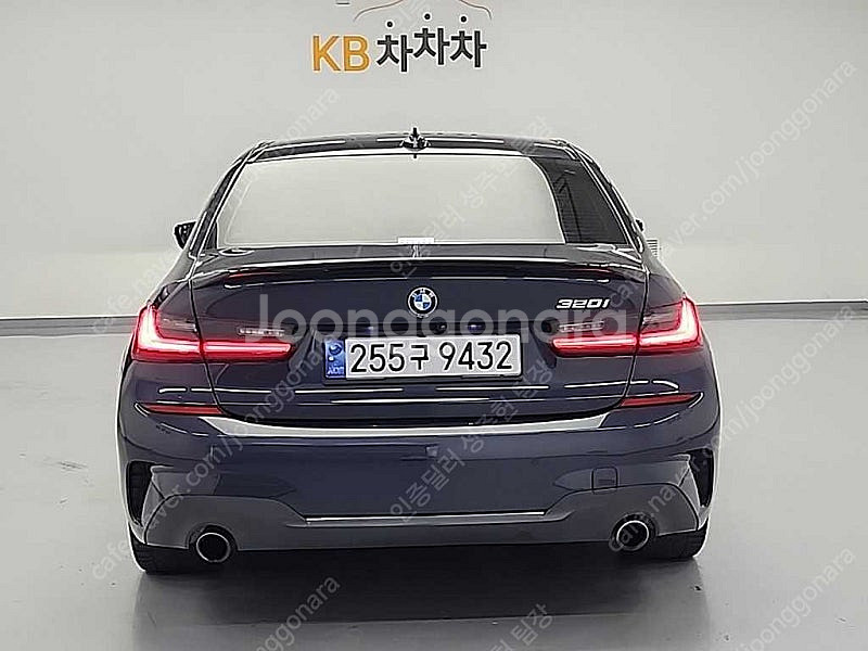 BMW 3시리즈 중고 BMW 중고 BMW 3시리즈 중고차 할부가능 2020년식 320i M 스포츠 중고차구매--3